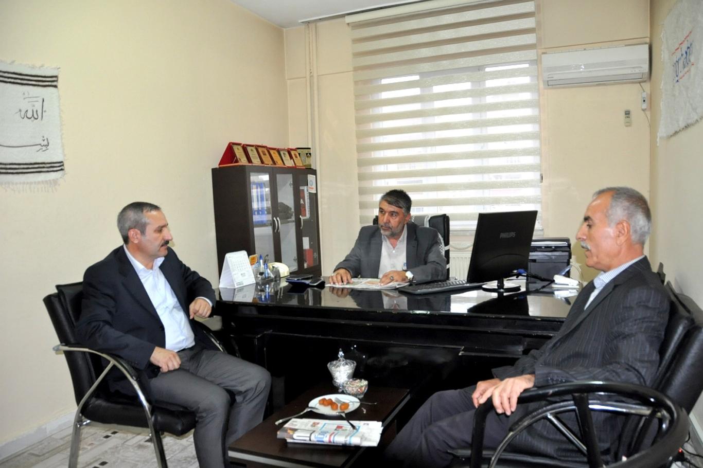 STK’lardan Doğruhaber Gazetesine ziyaret STK’lardan Doğruhaber Gazetesine ziyaret